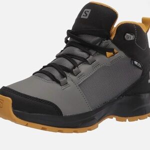 Kids Salomon Outward Hiking Shoes - Size 2
